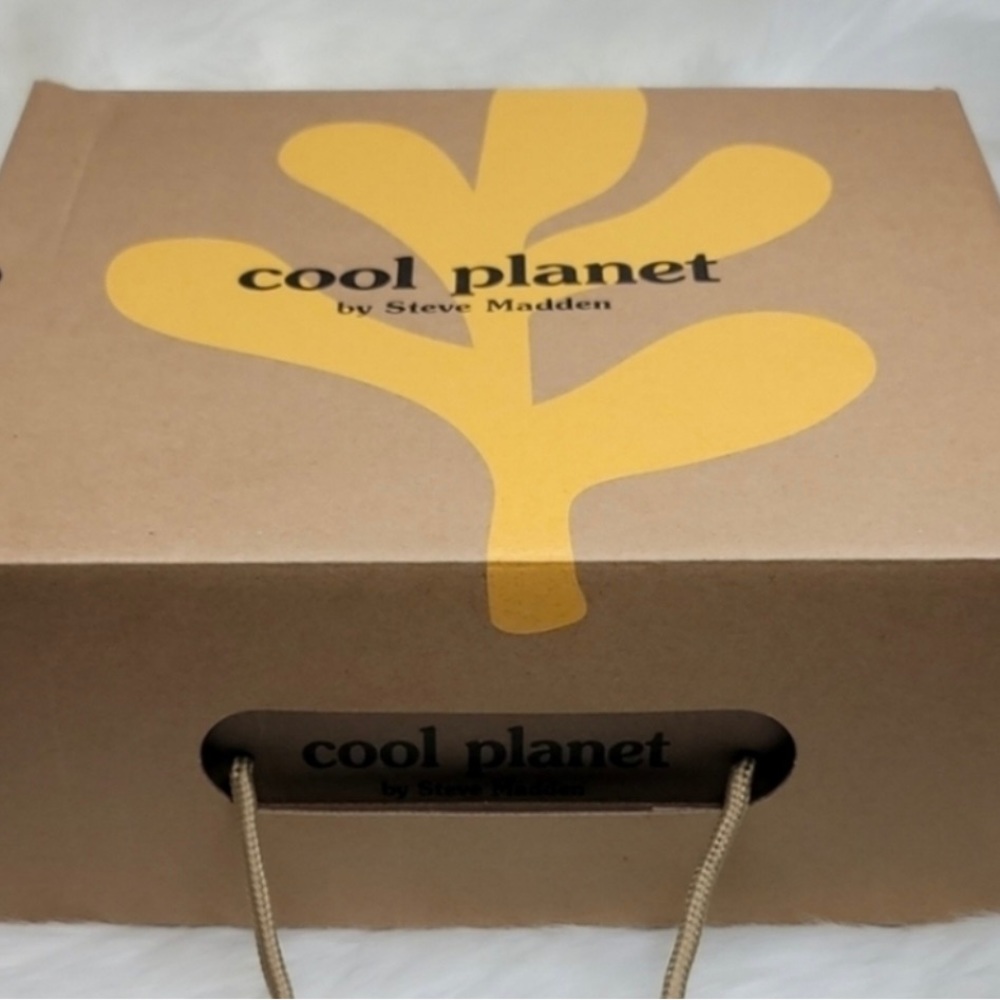 NWT Cool Planet 🌿 by Steve Madden - Picture 6 of 6